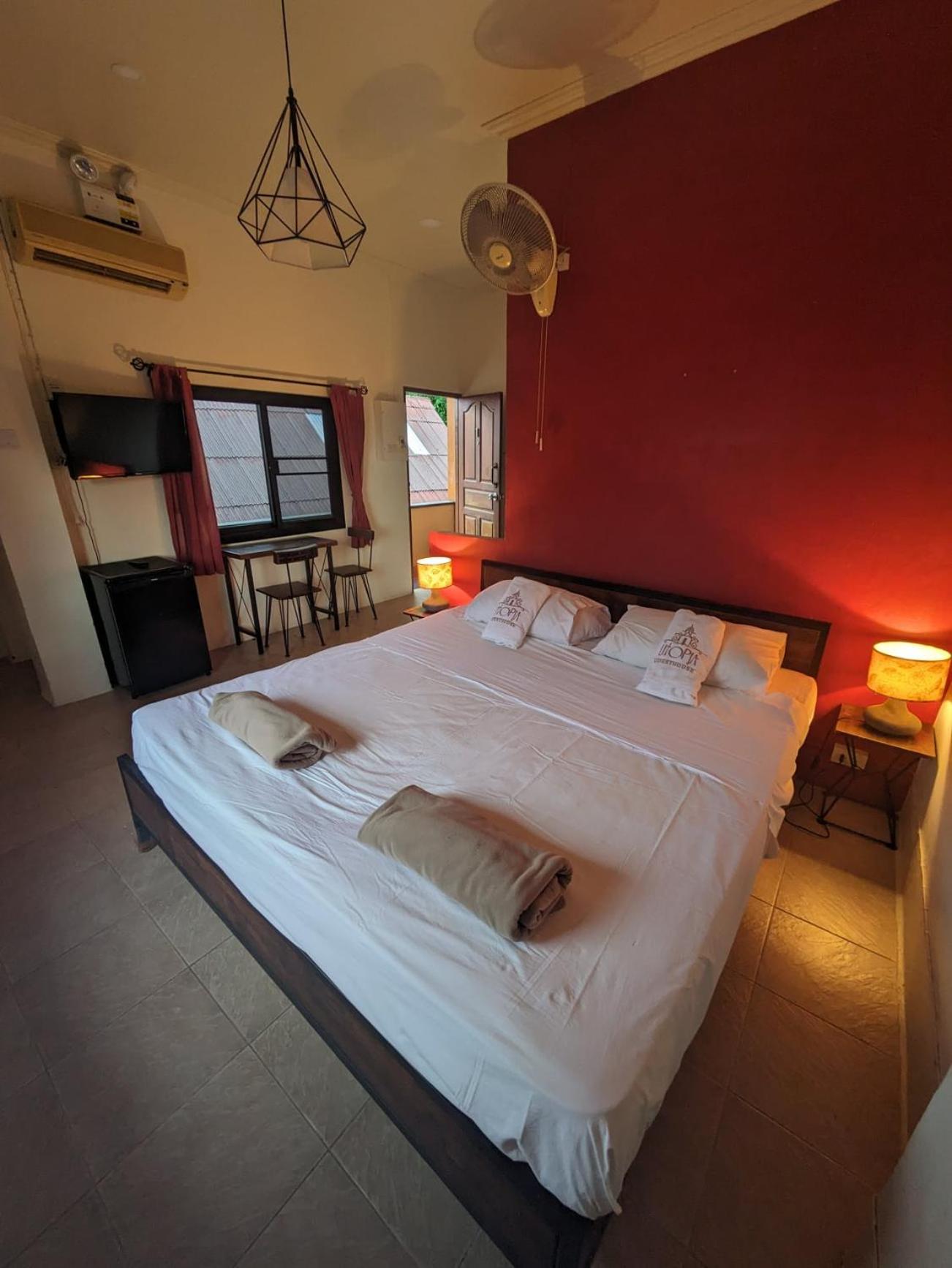 Goodtime Utopia Guesthouse Ko Tao Luaran gambar